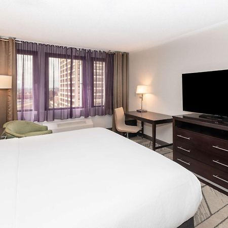Hotel Doubletree By Hilton Newark Penn Station, Nj Exterior foto