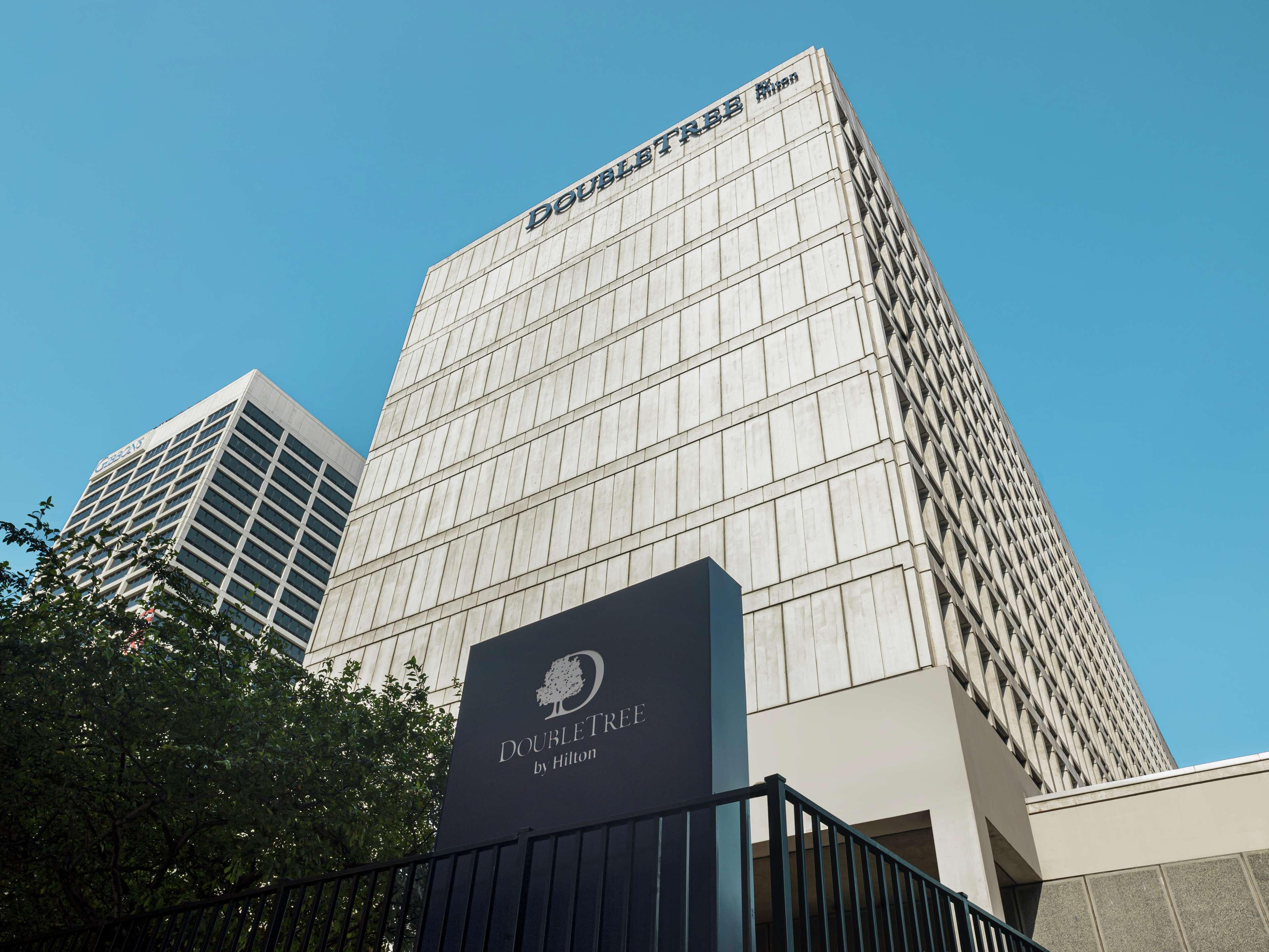 Hotel Doubletree By Hilton Newark Penn Station, Nj Exterior foto