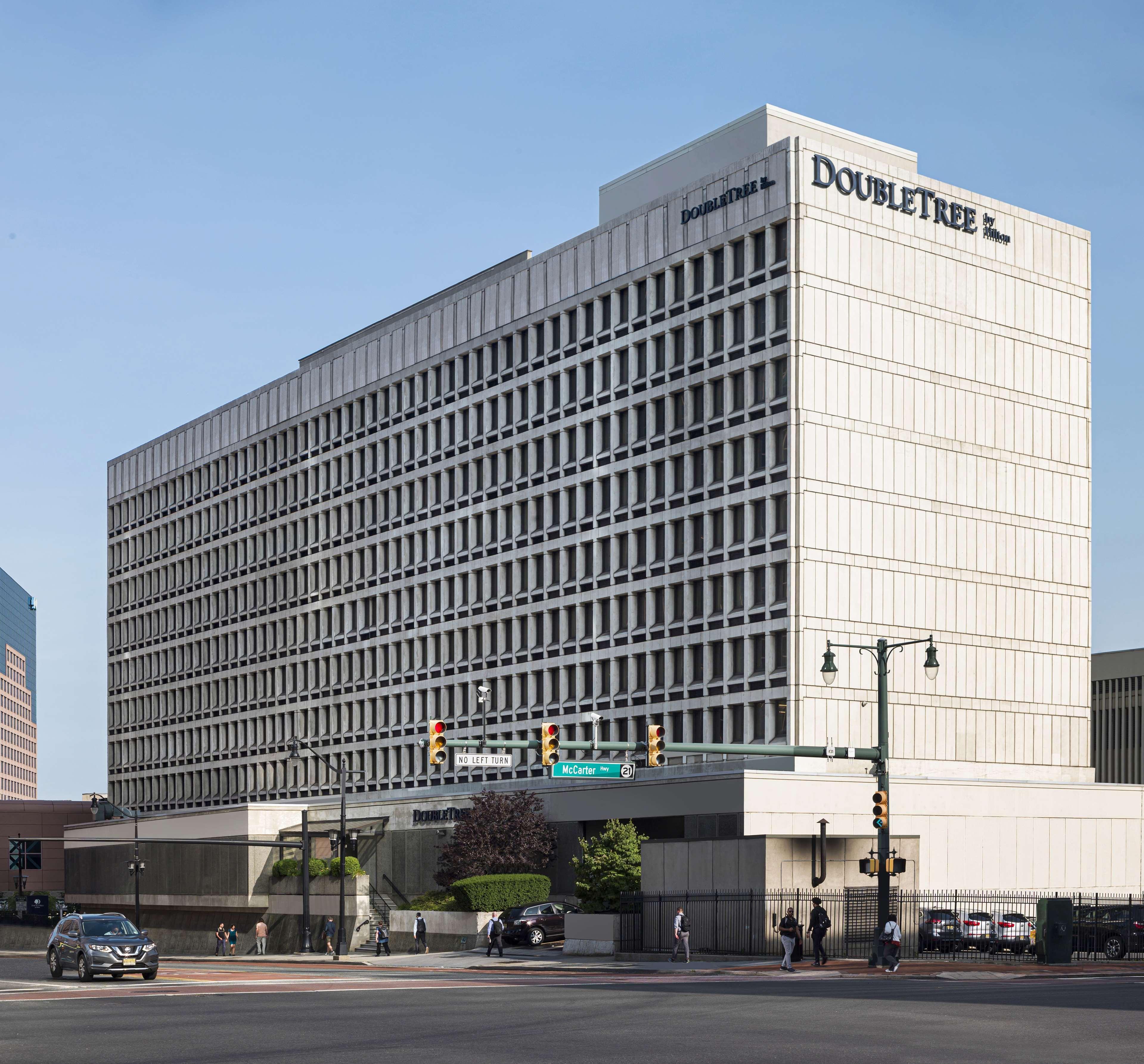 Hotel Doubletree By Hilton Newark Penn Station, Nj Exterior foto