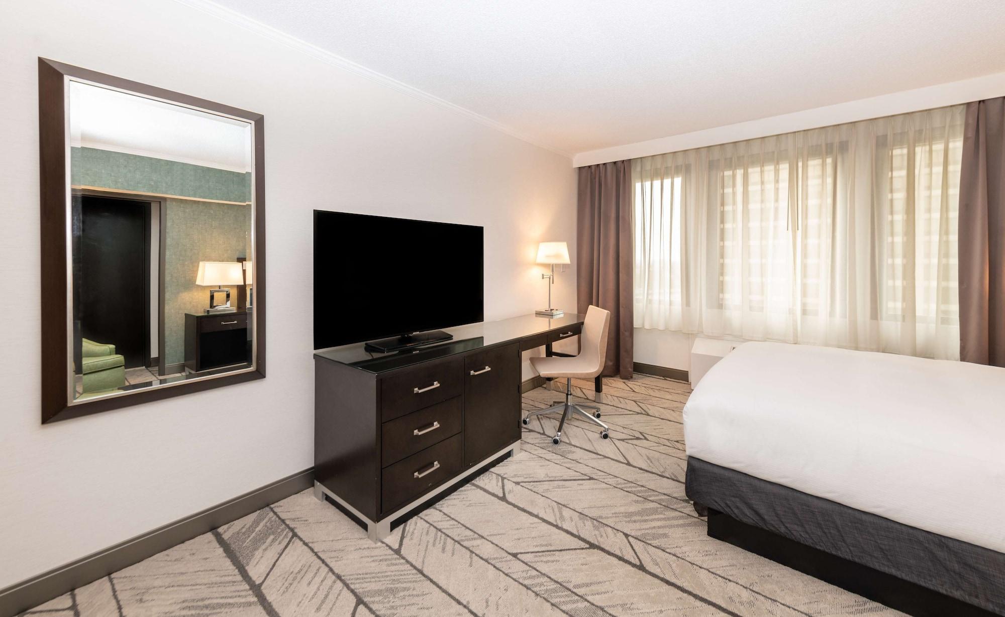 Hotel Doubletree By Hilton Newark Penn Station, Nj Exterior foto