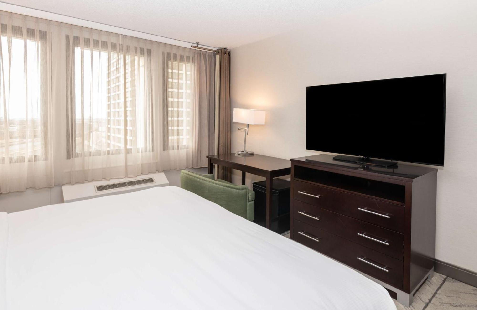 Hotel Doubletree By Hilton Newark Penn Station, Nj Exterior foto