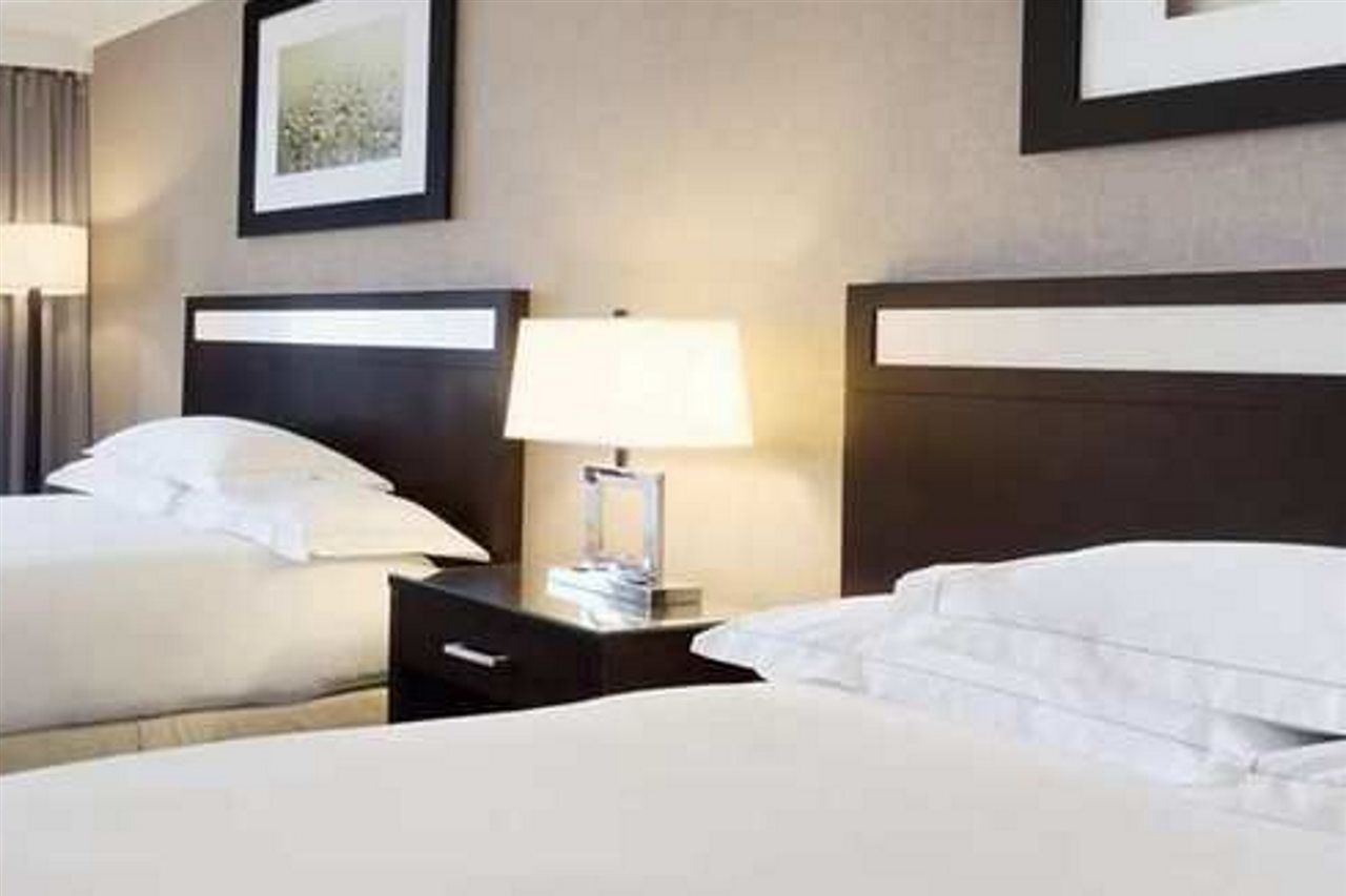 Hotel Doubletree By Hilton Newark Penn Station, Nj Exterior foto